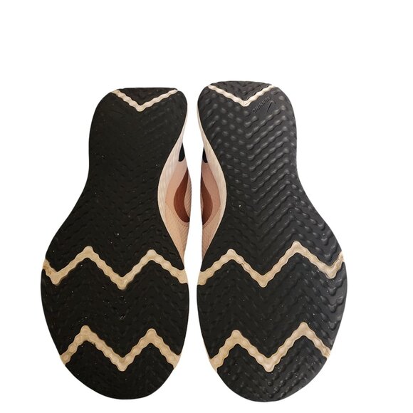 Nike Revolution 5 Women's Sneakers Size 9 - Picture 4 of 9